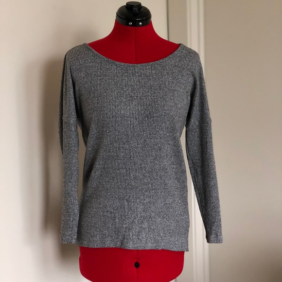 HIP Ribbed Open-Back Sweater - Picture 3 of 6